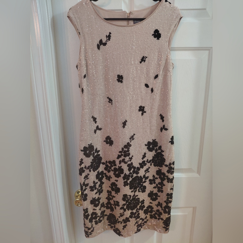 Donna Ricco Cream and Black Floral Midi Dress